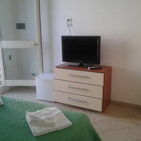 Vistadamare 3* Торре-Спеккья-Руджери